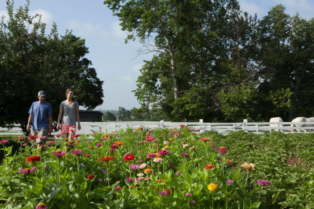 Shaker Village Of Pleasant Hill Harrodsburg Exteriér fotografie